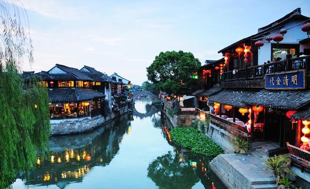 逃出林中村